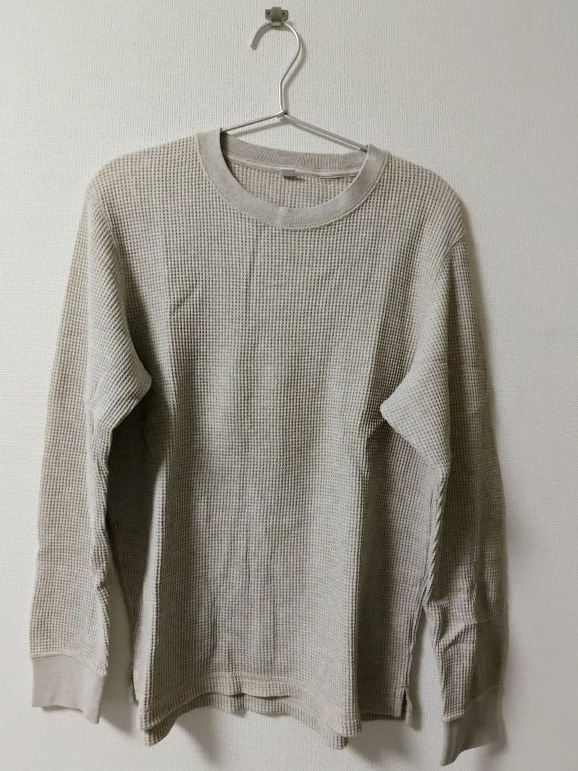 Thumbnail of UNIQLO Waffle Long-Sleeve Cut-and-Sew, Size M