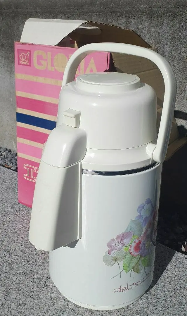 GLORIA 花紋 保溫瓶/茶壺 未使用品 附盒 的縮圖