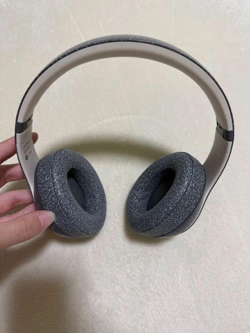 ヘッドホン Beats Studio3 Wireless A-COLD-WALL ACW Beats、「A-COLD-WALL*」とコラボした「Beats Studio 3 Wireless