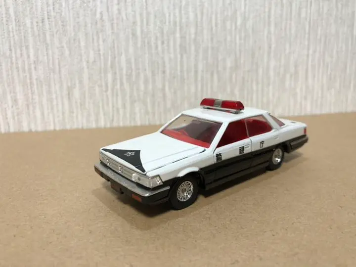 トミカダンディ ニッサン グロリア パトロールカー 未使用 6267] トミー トミカダンディ DE-003-1 ニッサン グロリア