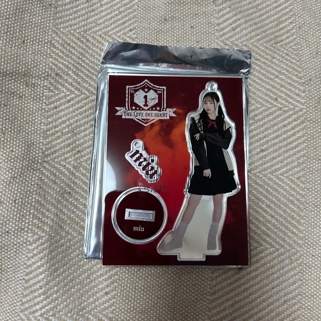 ONE LOVE ONE HEART  藤咲碧羽　アクリルスタンド アクスタ ONE LOVE ONE HEART 藤咲碧羽 アクリルスタンド アクスタ