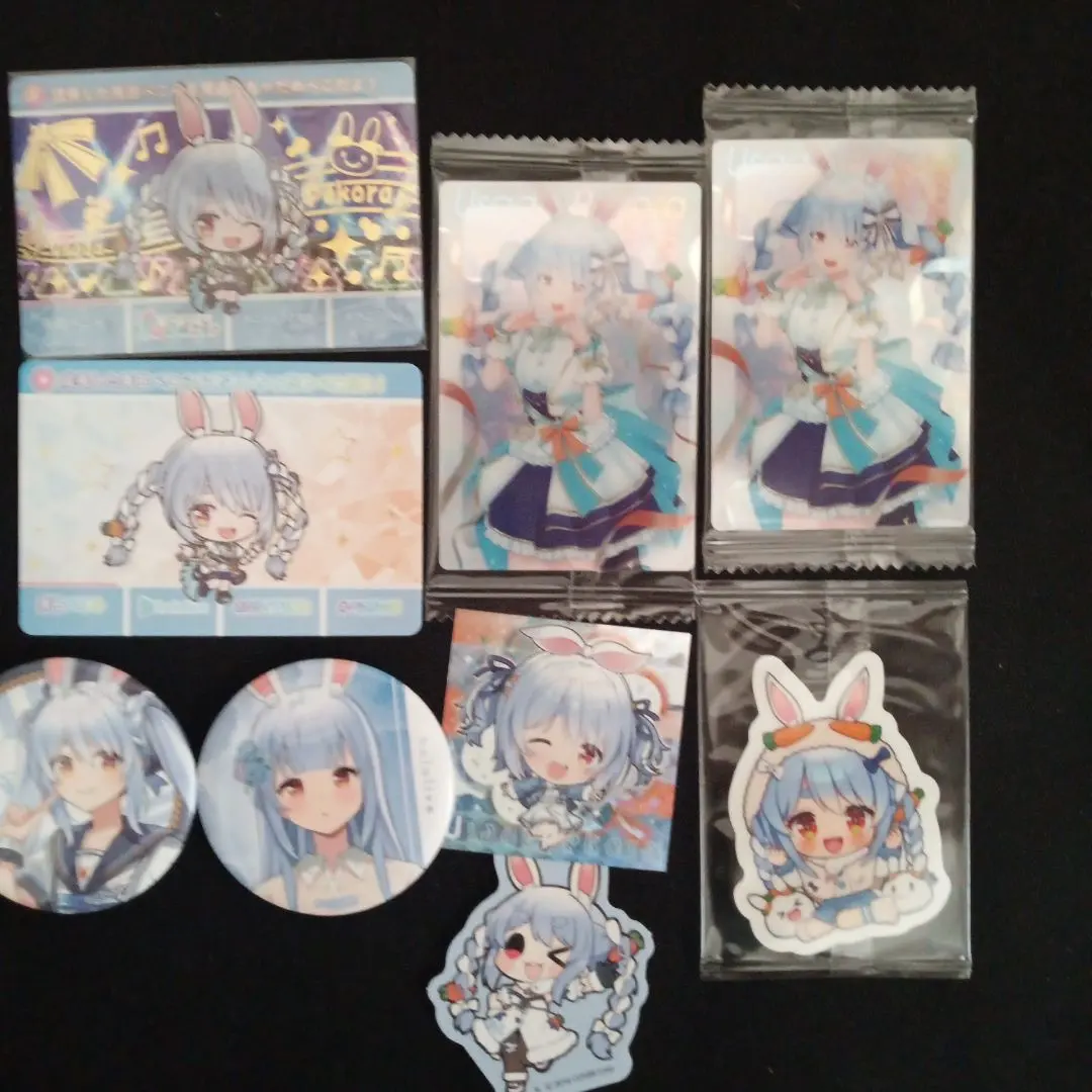 Thumbnail of Hololive Usada Pekora Can Badge, Sticker, and Card Set