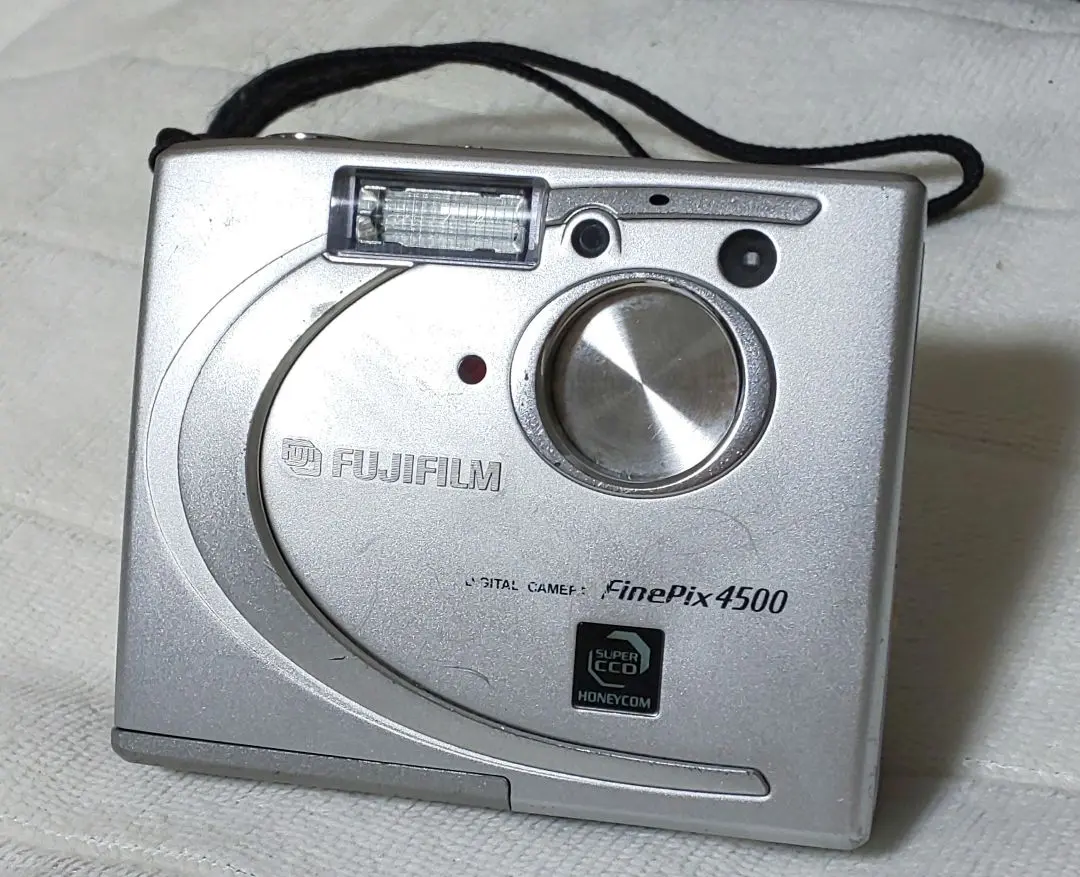 【作動確認済み／美品】FUJIFILM  Fine pix 4500  シルバー Amazon | FUJIFILM デジタルカメラ FinePix S4500 光学30倍