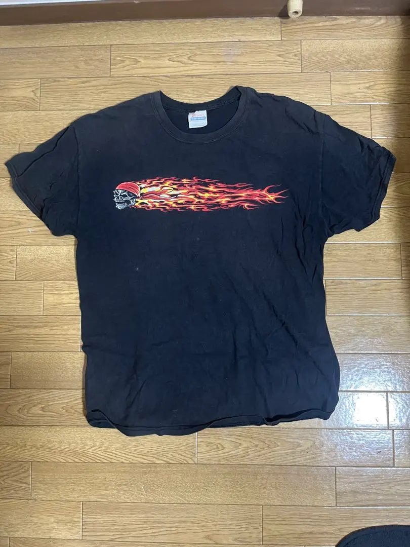 Thumbnail of Hanes XL Black T-shirt Flames Skull, Skull Pattern