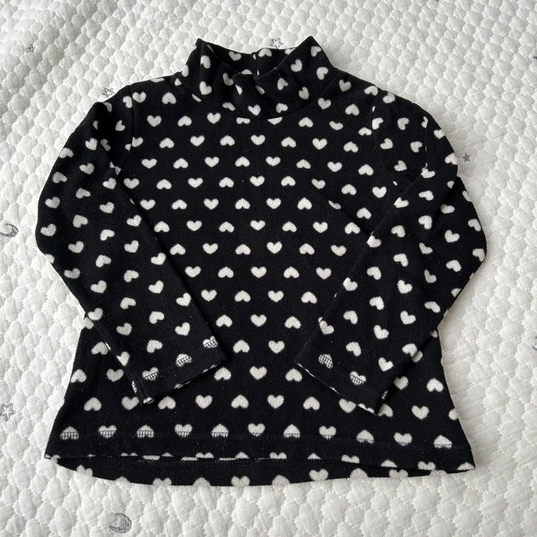 Thumbnail of Heart-patterned turtleneck long-sleeved top
