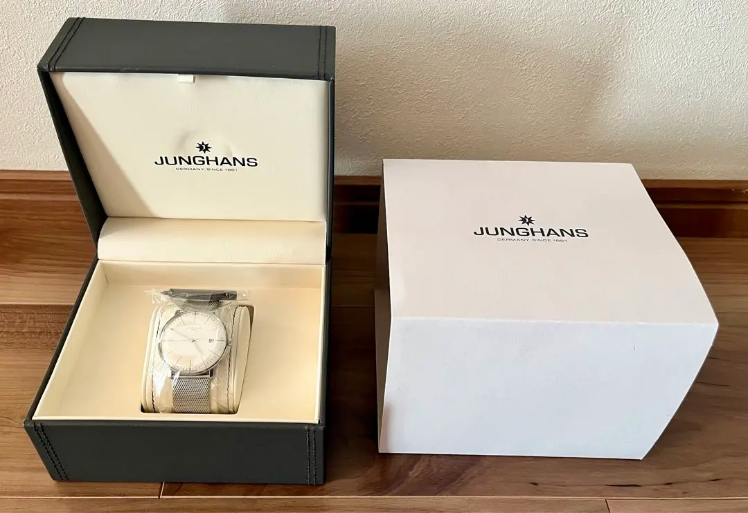 【値下げ】【新品未使用】JUNGHANS ユンハンス マックスビル メガ 箱付き 2025年最新】ユンハンス マックスビル メガの人気アイテム