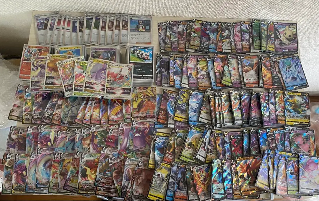 V卡88張、VSTAR卡6張、VMAX卡43張、RR、RRR卡片合售+稀有卡以上 的縮圖