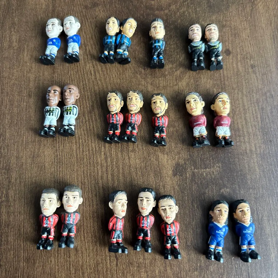Thumbnail of Soccer mini figures, 21 pieces