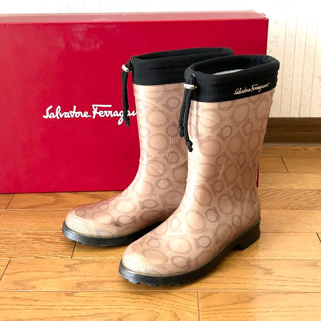 Salvatore Ferragamo　フェラガモ　レインブーツ　aq8805 Salvatore Ferragamoフェラガモレインブーツaq8805