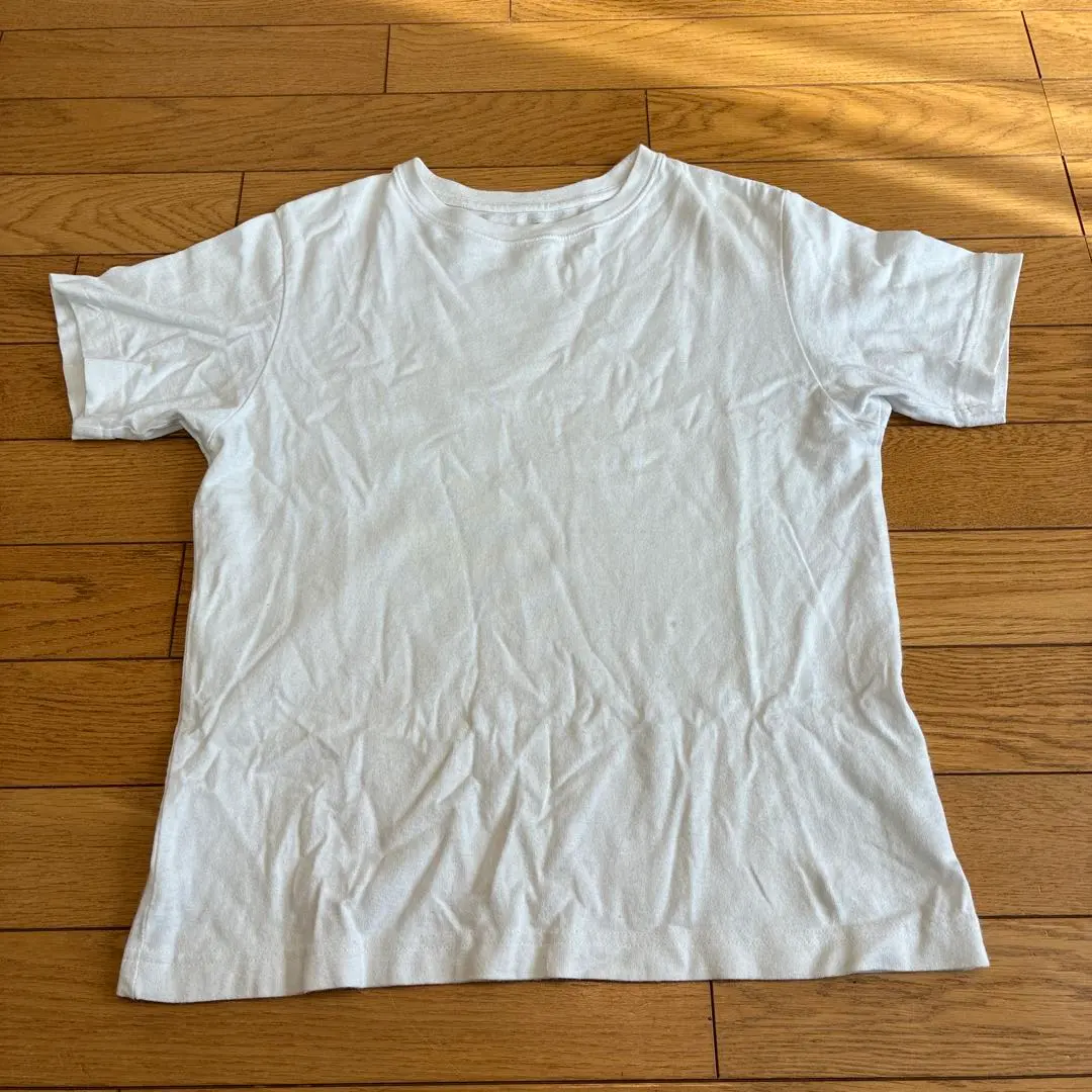 Thumbnail of White T-shirt, size 150, 100% cotton