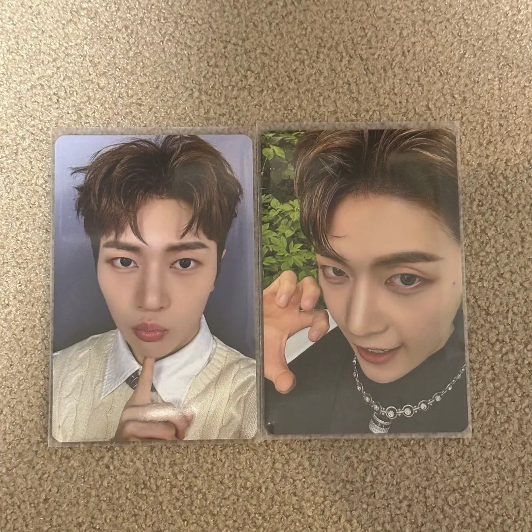 Thumbnail of ZB1 Waltz Trading Card - METTYU (2 card set)