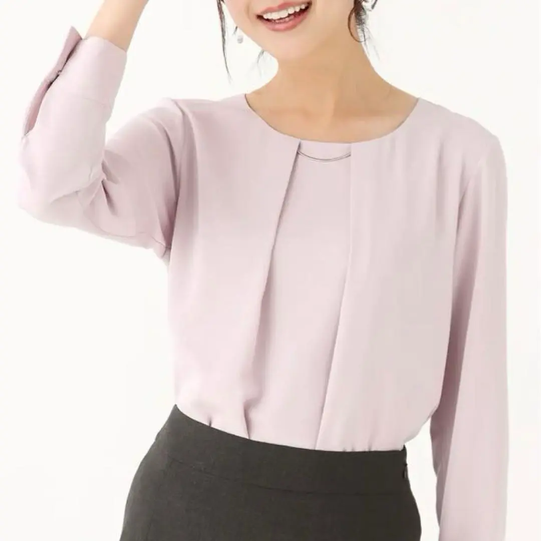 Thumbnail of 2-Way Simple Tuck Blouse - Yofuku no Aoyama