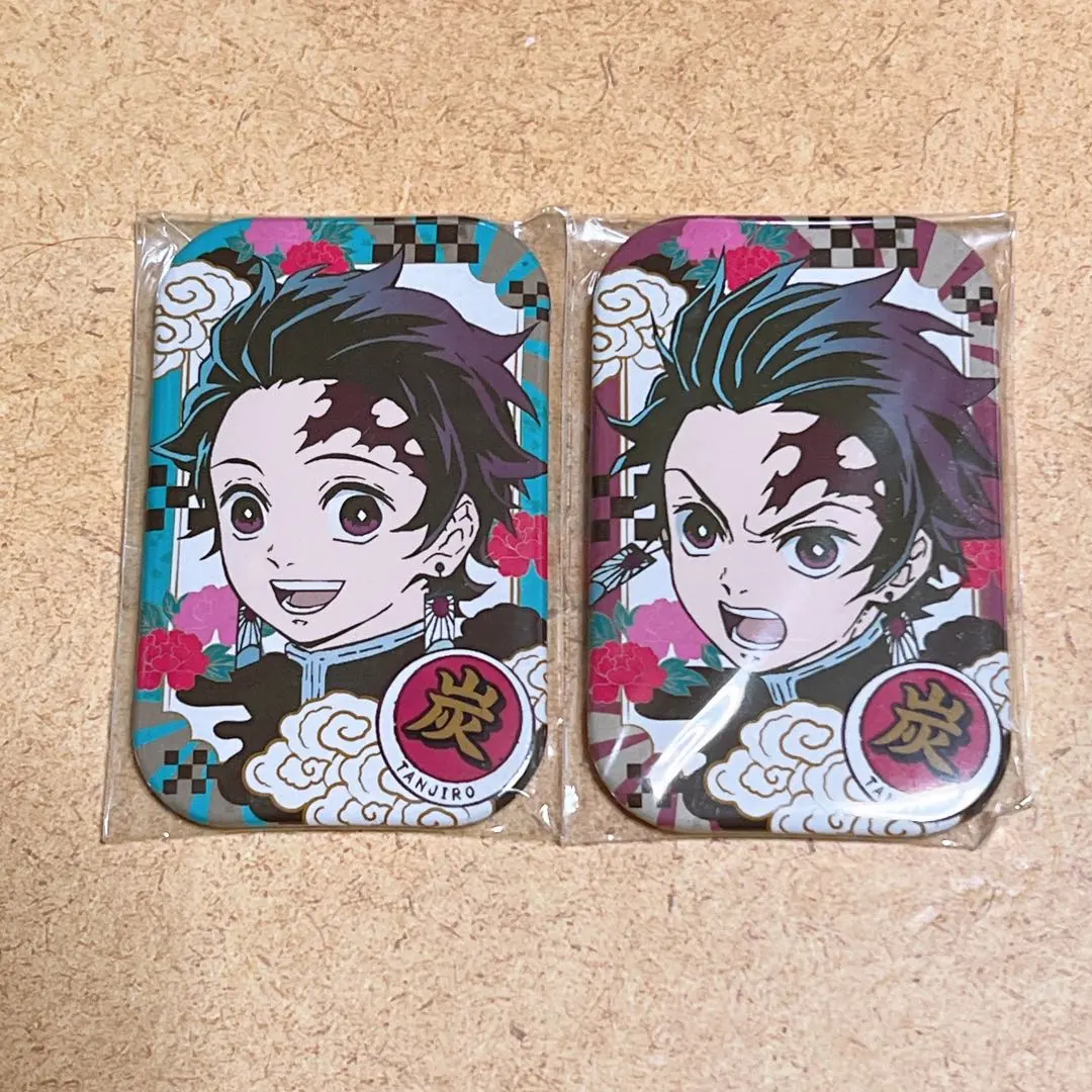 Thumbnail of Tanjiro Kamado Marukaku Can Badge - Demon Slayer