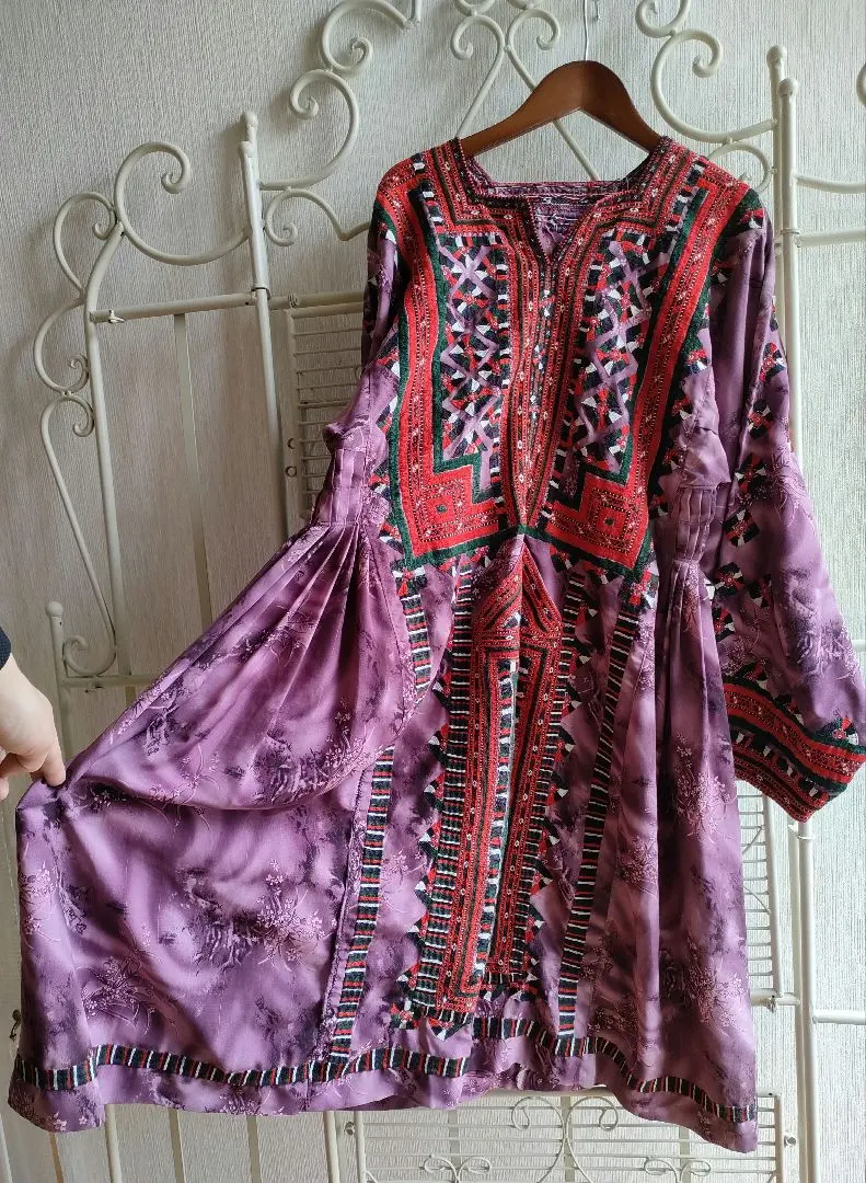 訳ありパキスタンバロチドレス紫系民族衣装ヒッピーボーホーボヘミアン 訳ありパキスタンバロチドレス紫系民族衣装ヒッピーボーホーボヘミアン