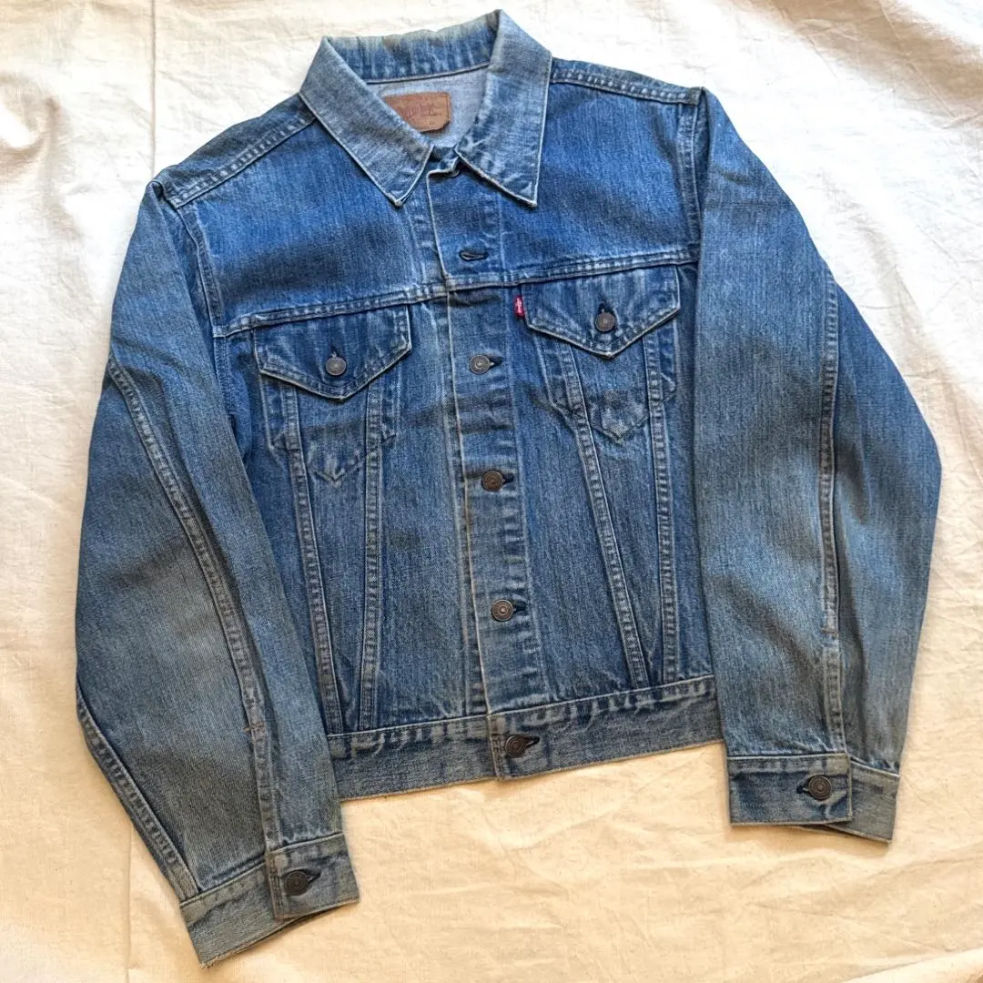 Thumbnail of 70s VINTAGE LEVIS 70505 Denim Jacket, Fits like a Size 44
