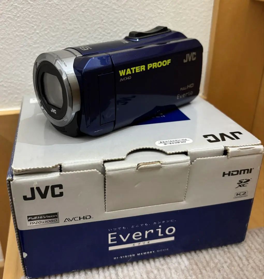 Everio GZ-R280-T 三脚付き Everio GZ-R280-T 三脚付き