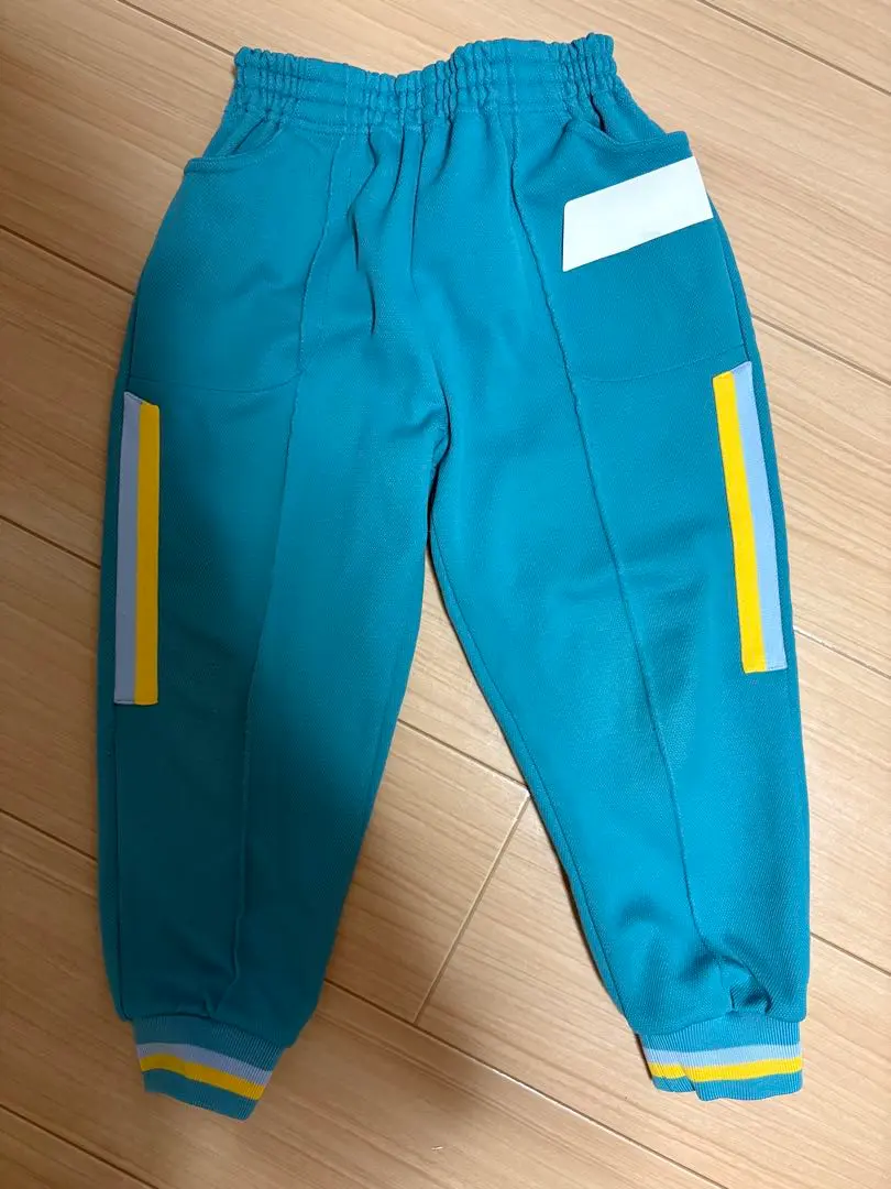 Thumbnail of Nagasaki Fukuda Gakuen Kindergartens: Kurumi Kindergarten, Kurumi Nishi Kindergarten, Kurumi Kita Kindergarten - Gym Uniform