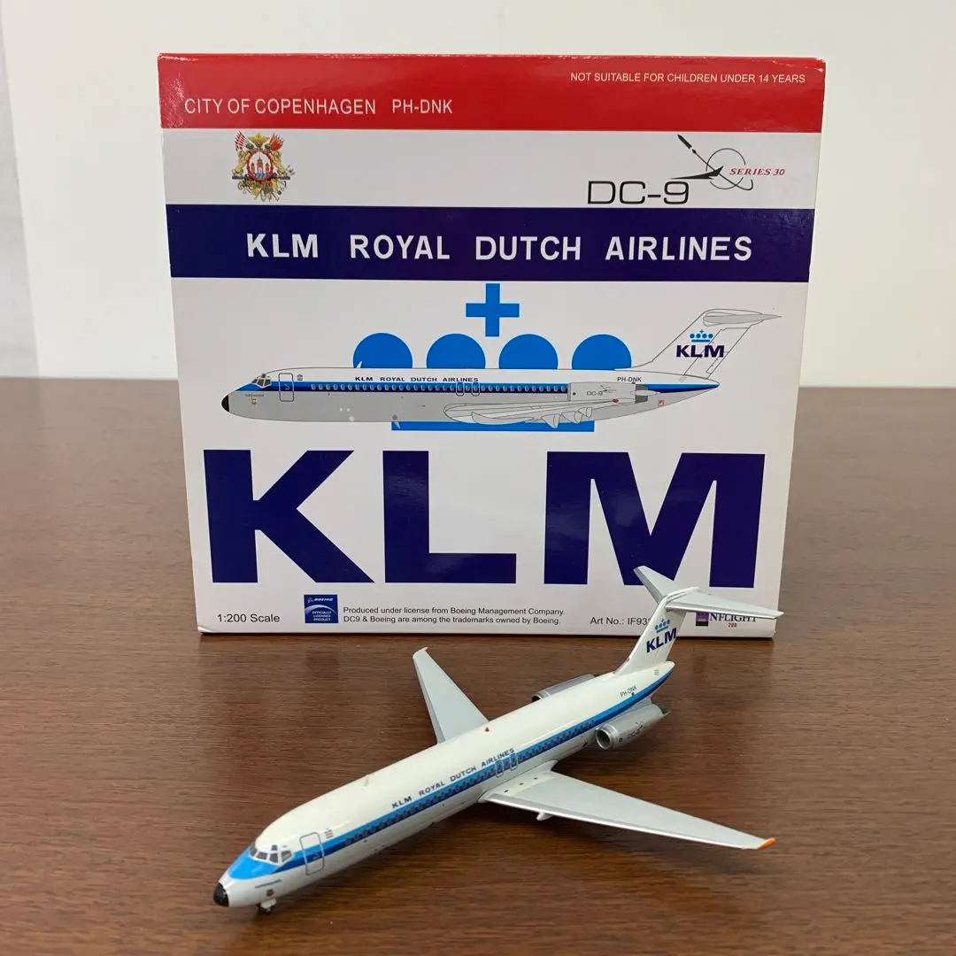 ❶　1/200　KLMオランダ航空　マクドネルダグラス DC-9 PH-DNK ➀ 1/200 KLMオランダ航空 マクドネルダグラス DC-9 PH-DNK 1