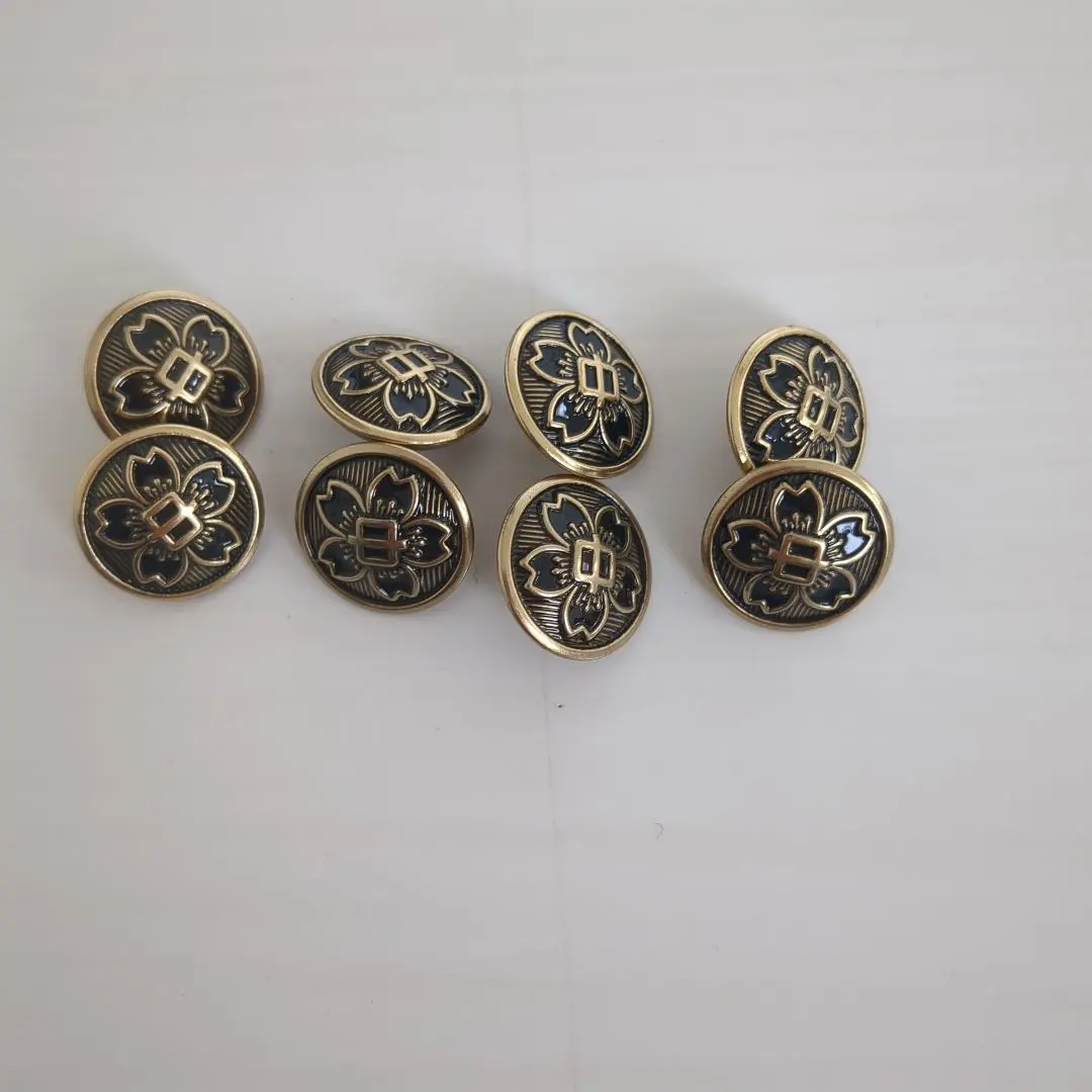 Thumbnail of New ☆ Junior High School Uniform Buttons