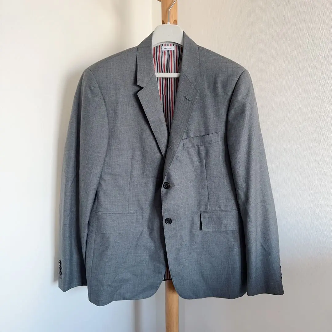 最終値下げ　新品未使用　Thom Browne トムブラウン　メンズ　スーツ 最終値下げ 新品未使用 Thom Browne トムブラウン メンズ スーツ