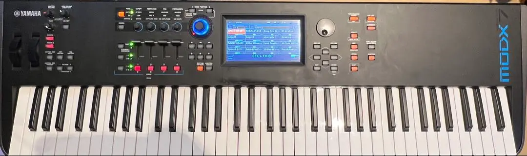 入荷中 Yamaha これが : 74鍵シンセサイザー（YAMAHA新製品発表会 MODX7 鍵盤楽器