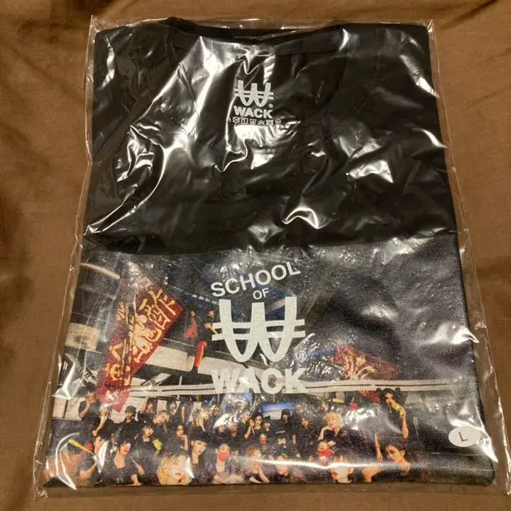 2025年最新】school of wack tシャツの人気アイテム - メルカリ
