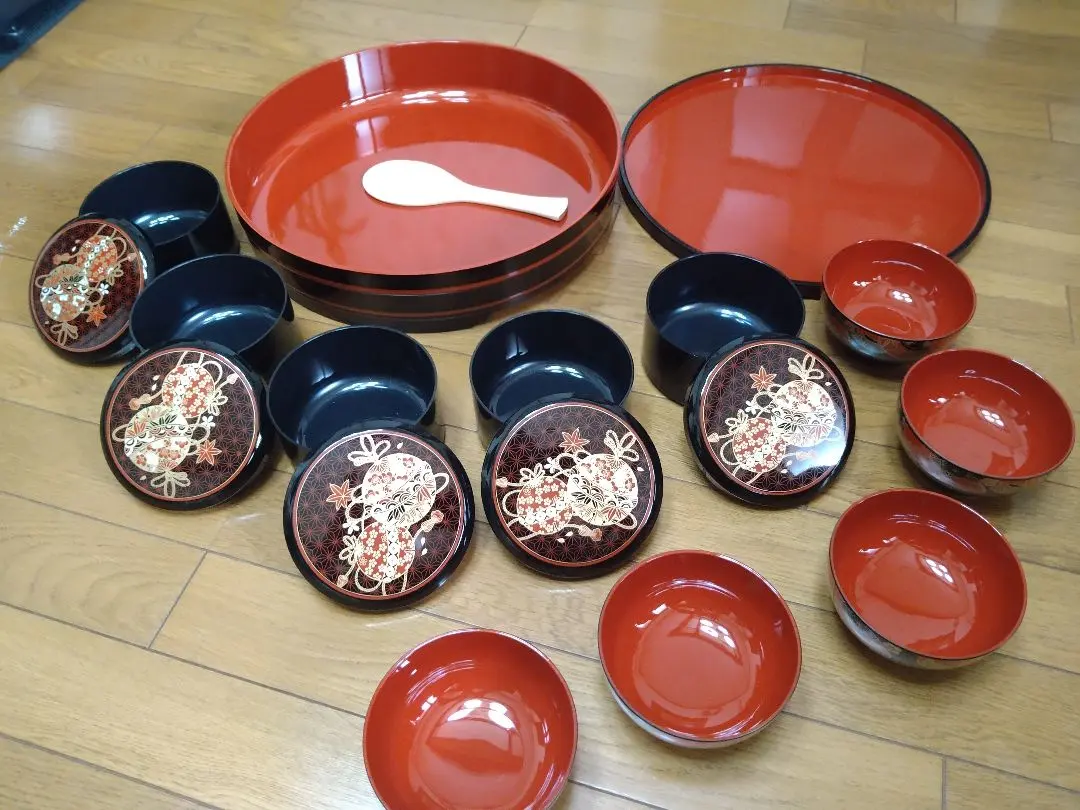Thumbnail of Chirashizushi set