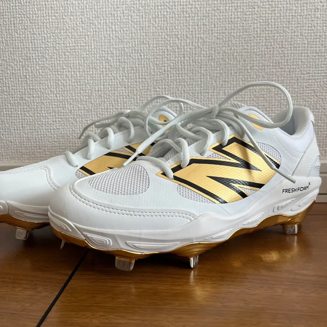 New Balance FRESH FORM 釘鞋 的縮圖