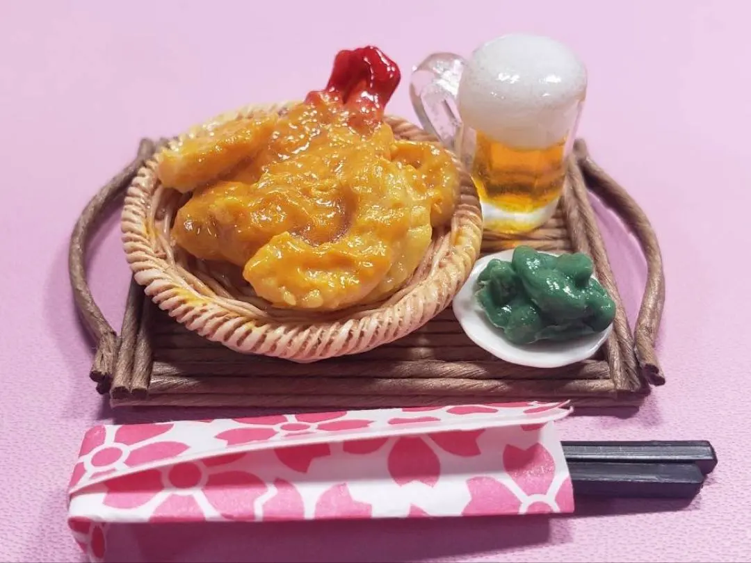 Thumbnail of Miniature Food: Tempura Assortment and Beer Set
