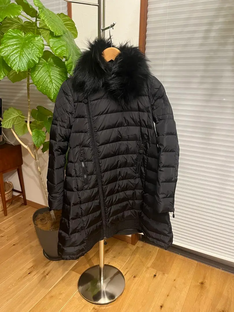 【めろめろん】★美品★SERRE★サカイ★サイズ1★ブラック★モンクレール 2025年最新】モンクレール sacai 00の人気アイテム - メルカリ