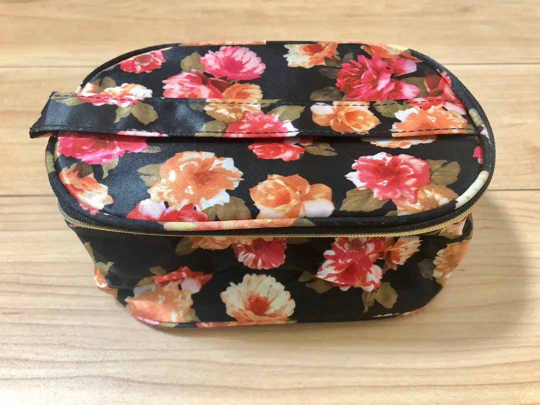 Thumbnail of rienda Makeup Pouch Cosmetic Multi-Case Vanity