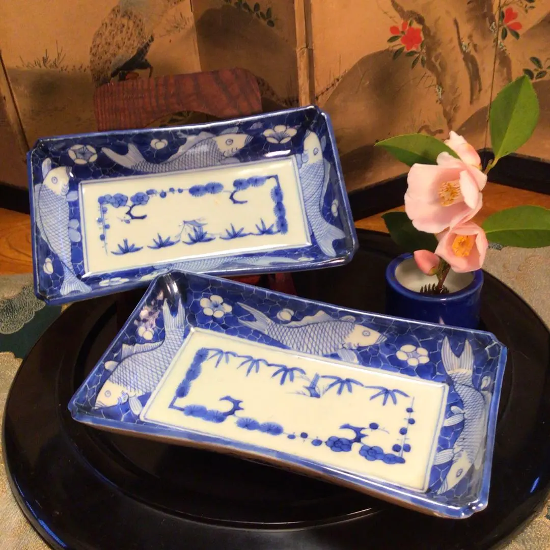中国古美術・旧蔵の磁器・氷裂模様の八方弦文瓶・13x21.5cm・置物・文房具 中国古美術・旧蔵の磁器・氷裂模様の八方弦文瓶・13x21.5cm