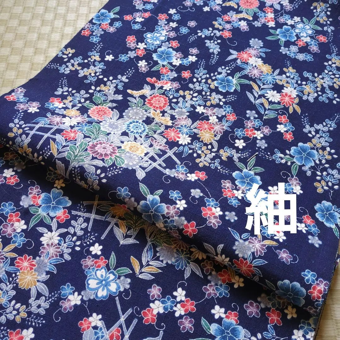Thumbnail of 180 Tsumugi Kimono Remnant, Half Body, 36 x 165cm, Tsumugi Fabric, Floral Pattern, Small Flowers, Navy