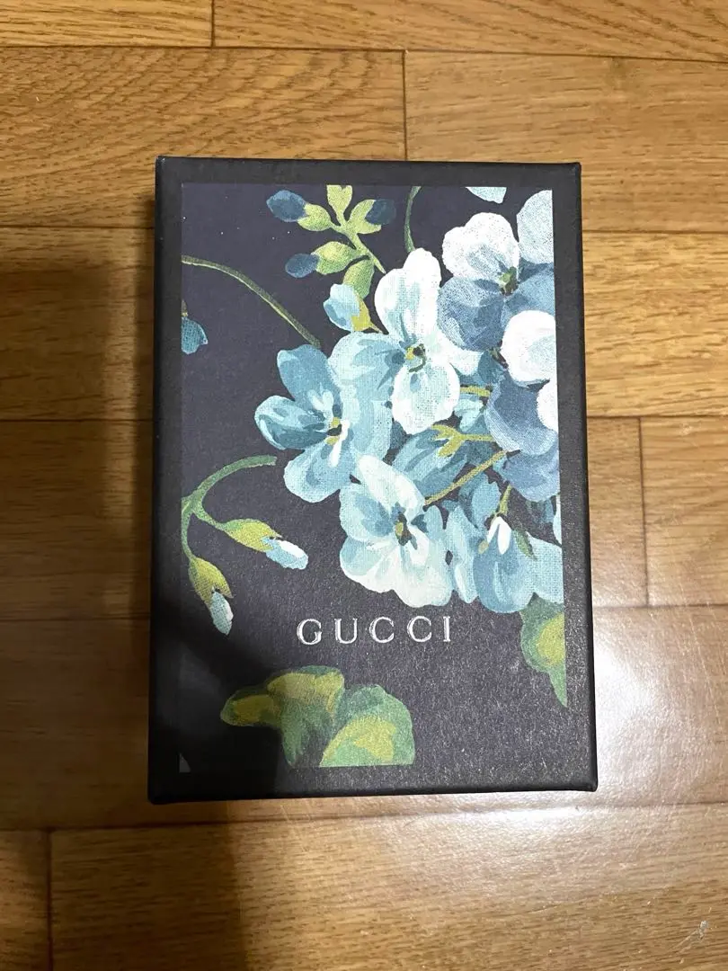 GUCCI 布張り　空箱 ピンク　BOX GUCCI - GUCCI グッチ 空箱 限定 ボックス 箱のみ ブルームス