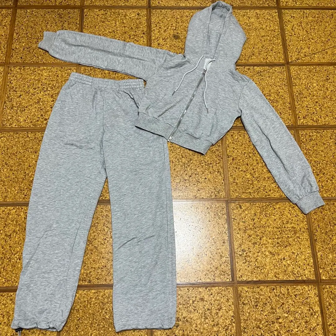 SHEIN 運動衫套裝 的縮圖