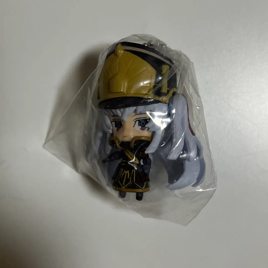 Re：CREATORS 軍服の姫君 アルタイル 缶バッジ Re:CREATORS」1/8アルタイル、軍服の姫君取り囲む14本のサーベル