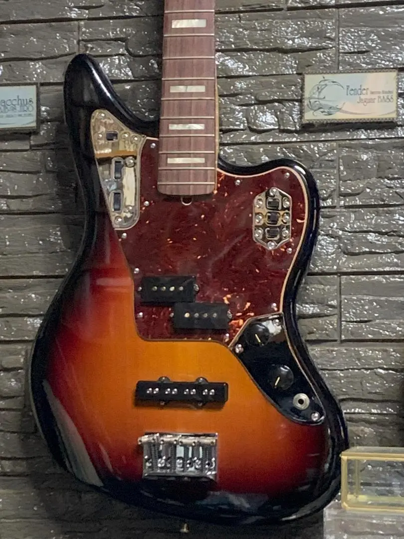 Fender Mexico Jaguar HH サンバースト 副リーダー様検討中 Fender Mexico Jaguar HH サンバースト 副リーダー様検討中