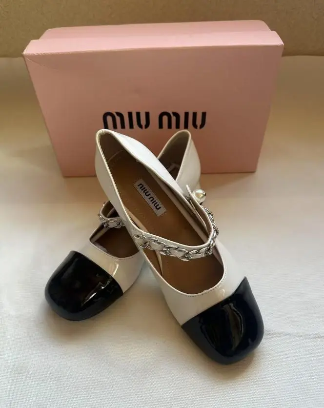 2025年最新】miumiu メリージェーンの人気アイテム - メルカリ