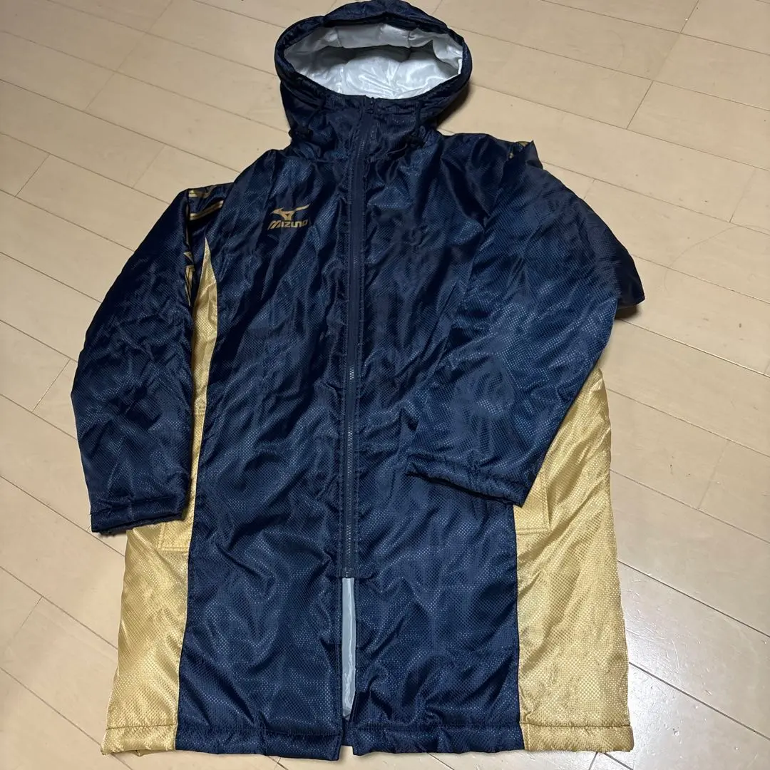 Thumbnail of Mizuno Hooded Bench Coat - Navy/Gold