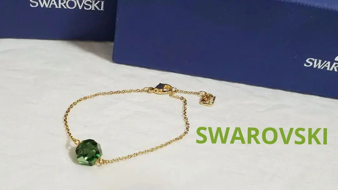 【新品・未使用】SWAROVSKI Mesmeraブレスレット グリーン 2025年最新】Swarovski カラー：グリーン系 ブレスレットの人気