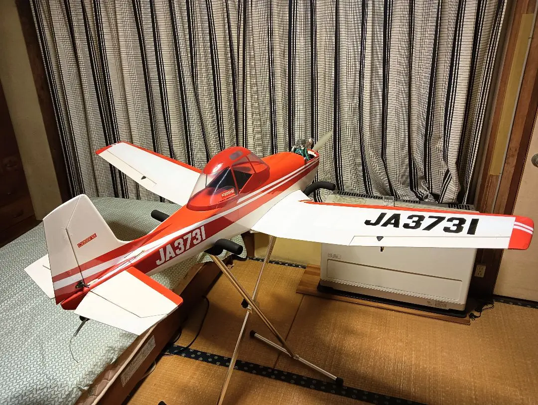 超希少] ラジコン飛行機 スホイ26 競技用 新品未組み立て
