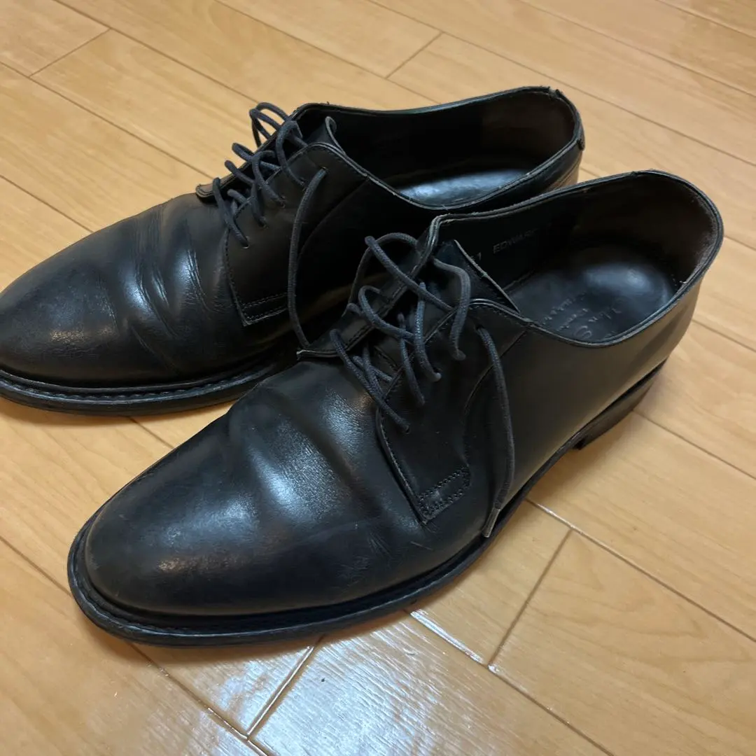 Thumbnail of Jalan Sriwijaya leather shoes