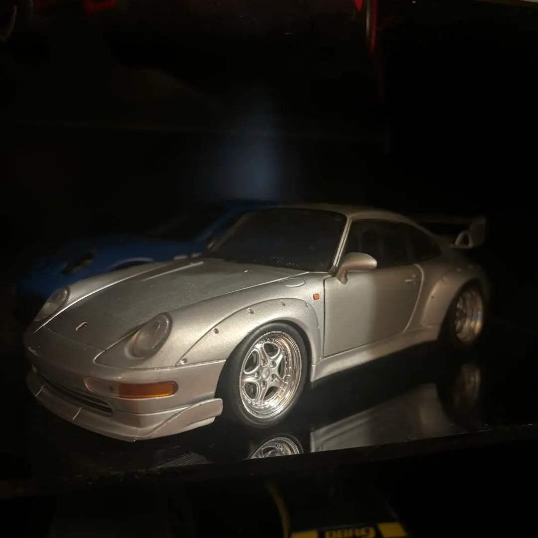 Thumbnail of Porsche 993 911 GT2 diecast model car 1/18 scale