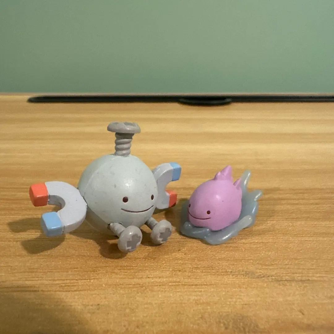 コイル　へんしんメタモン Amazon.co.jp: ポケモンセンターオリジナル ぬいぐるみ へんしん