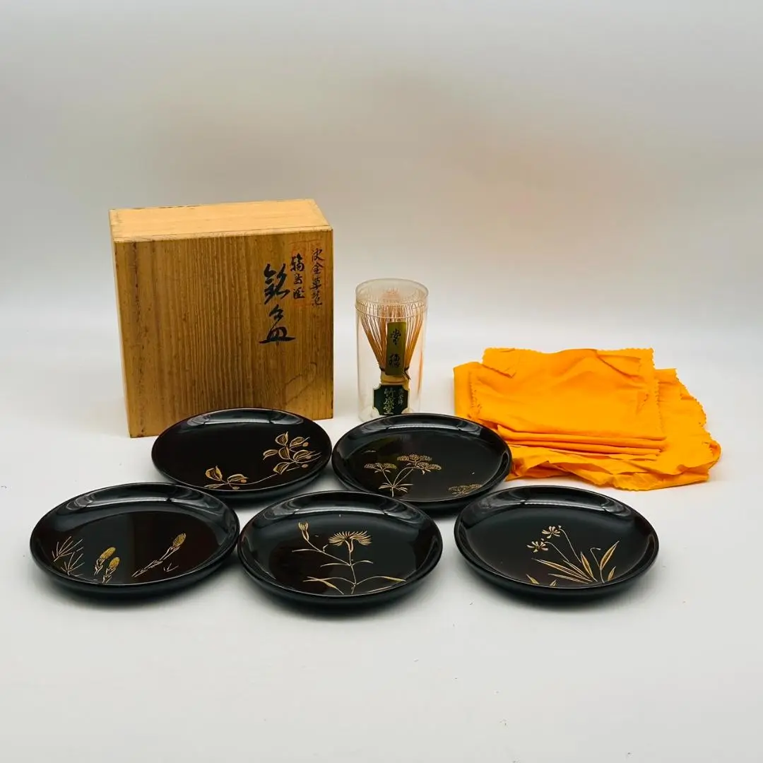 未使用★輪島塗 本漆塗 沈金 6.5寸 お重箱　古今菁峰作 未使用☆輪島塗 本漆塗 沈金 6.5寸 お重箱 古今菁峰作