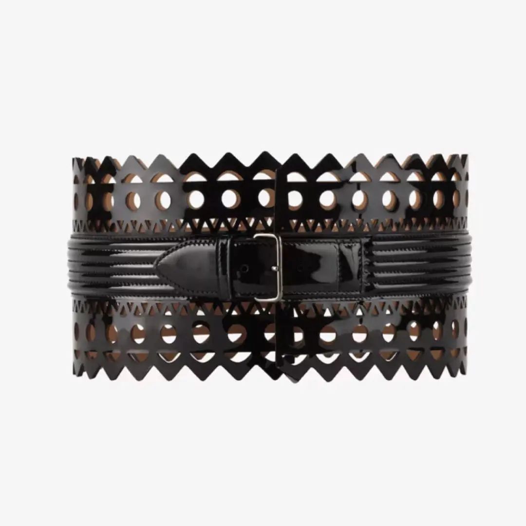 新品 ALAIA アライア　レザー　ベルト　80 フラワー　黒 レディース デザイナーズベルト｜アライア日本公式