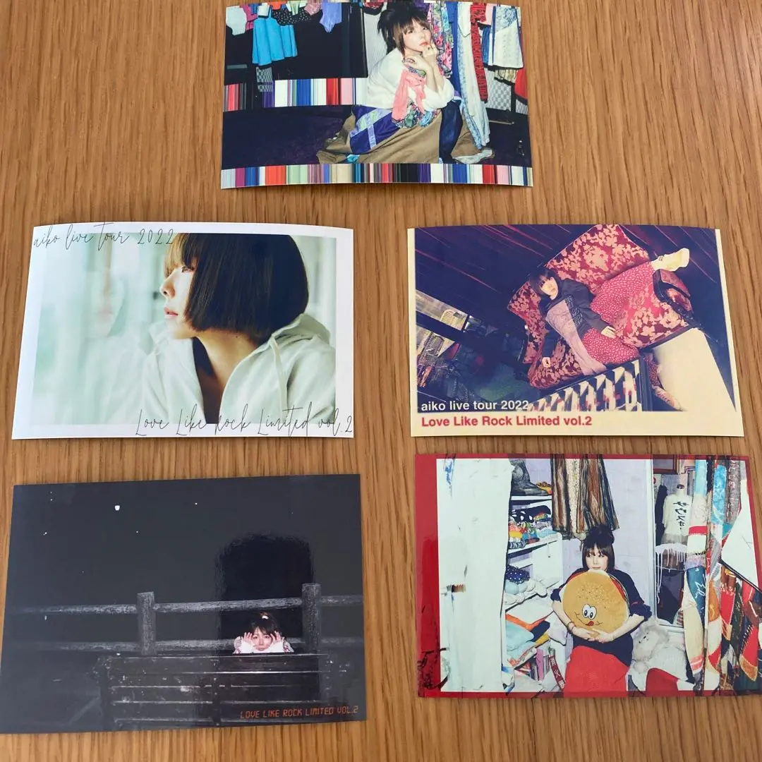 aiko  LLRL2 大人気ない　うまくいくステッカー　10枚　キラキラ　直筆 FZT83VEUcAAHEvL.jpg