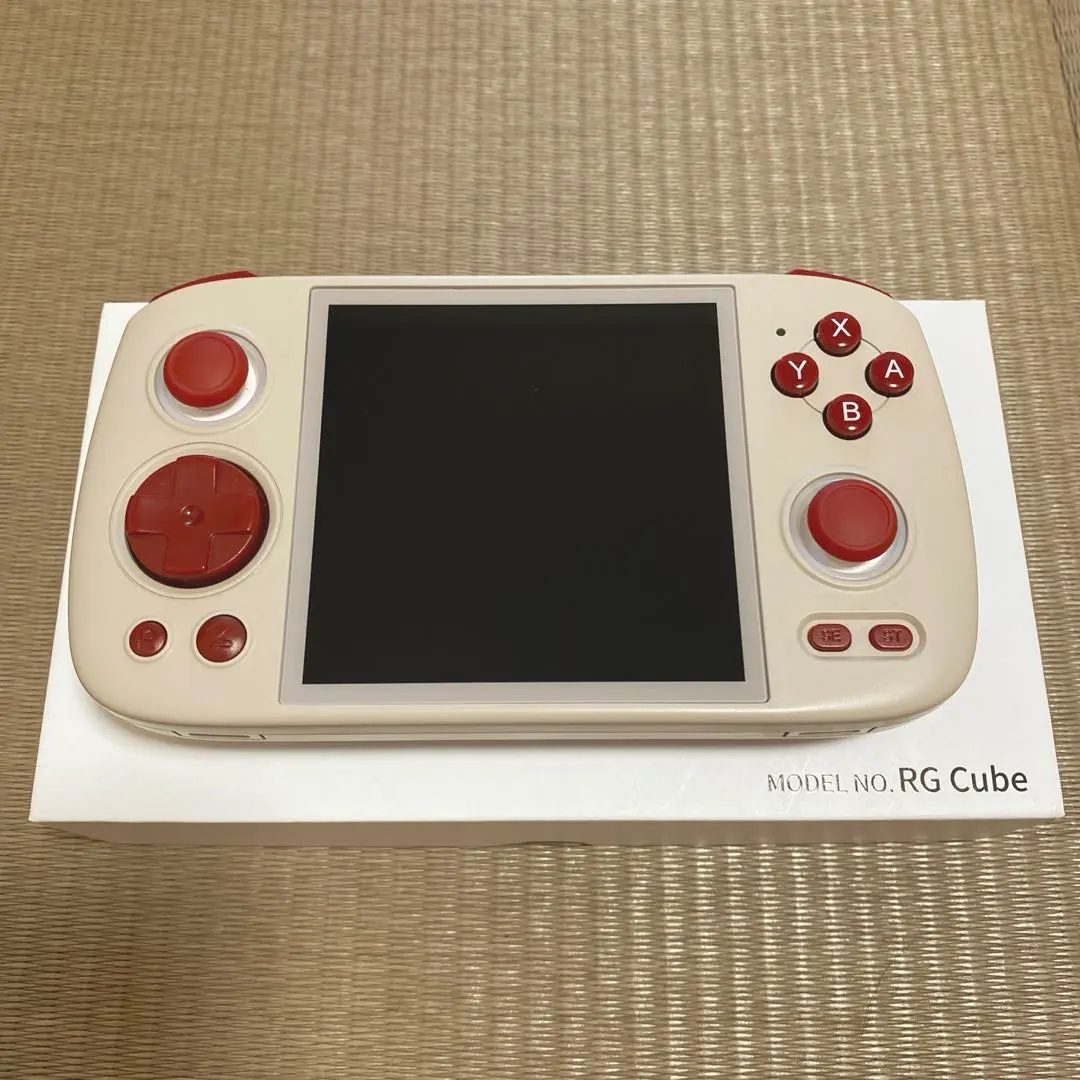 RG CUBE（ベージュホワイト) 専用ケース付き