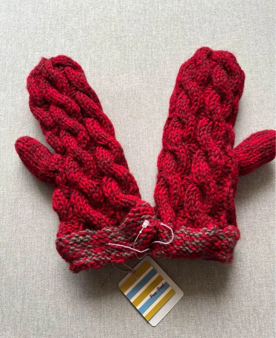 Thumbnail of New, with tags, handmade, gloves, hand-knitted, red, fleece-lined, red gloves