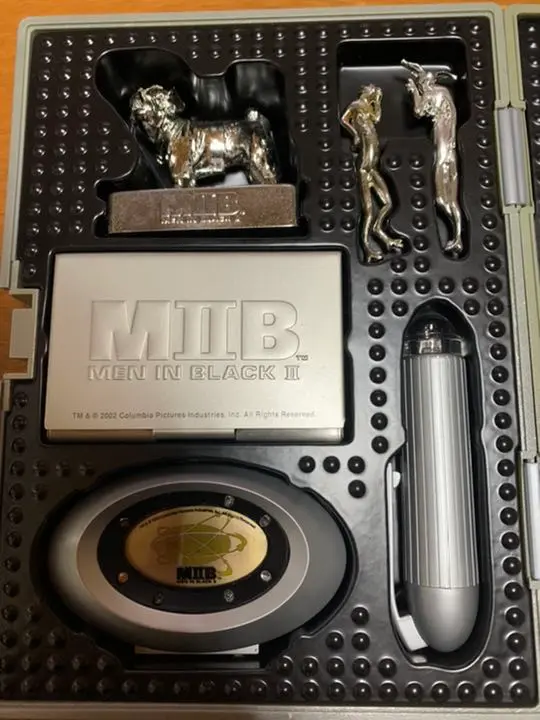 【セット】MIB フィールドボックス　ピンズ　パンフレット　なりきりセット セット】MIB フィールドボックス ピンズ パンフレット なりきり